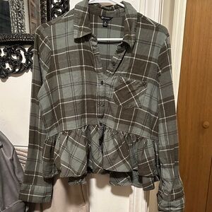 Plaid Ruffle Hem flannel
